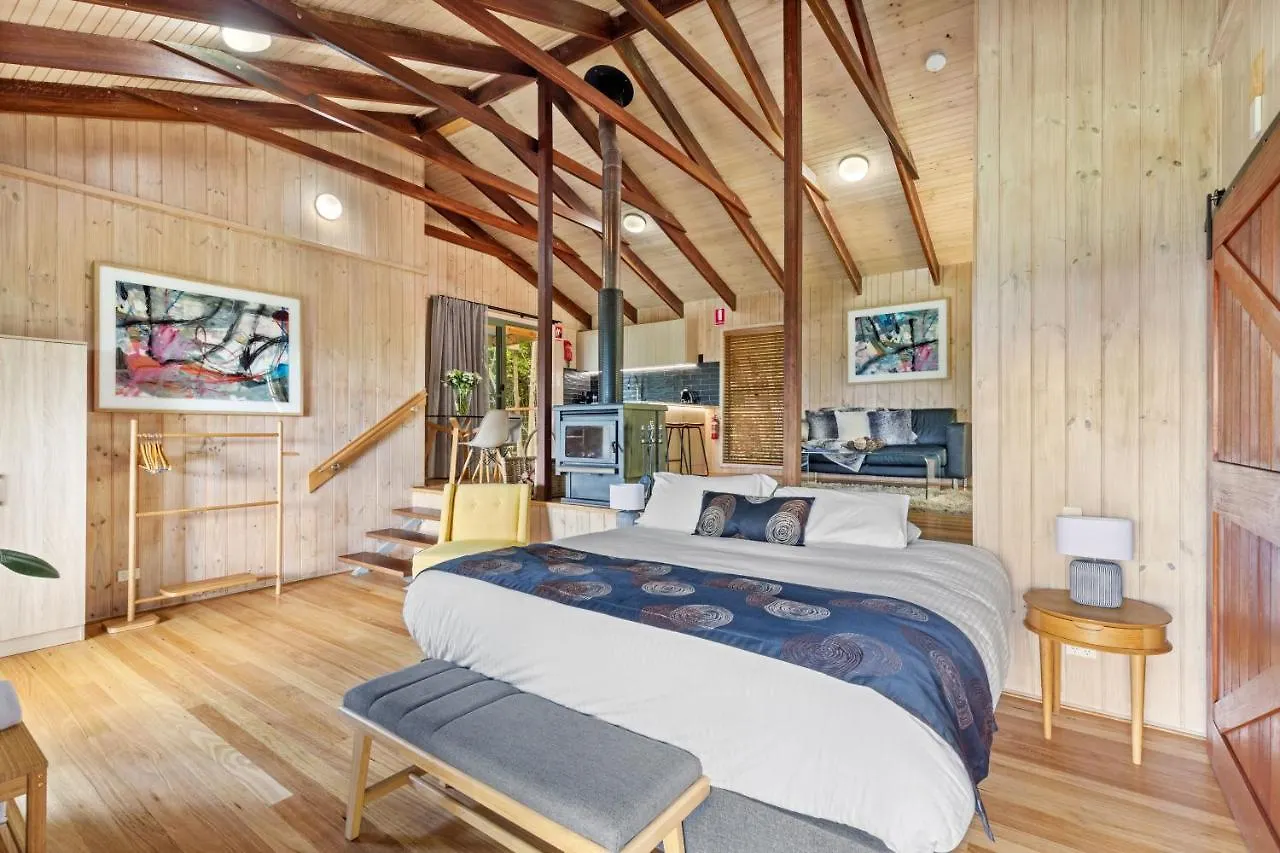 Treetops Seaview Montville Lodge