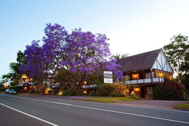 Treetops Seaview Montville